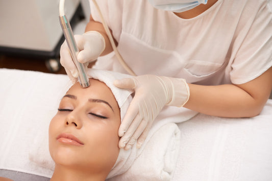 Microchanneling vs Microneedling: Comparing Key Benefits